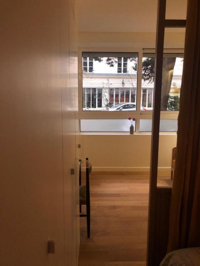 Suite Confortable Sur Le Canal Saint-Martin / Republique Paris Exterior foto